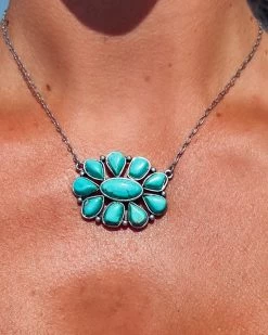 Bar T Boutique Maverick Squash Necklace - Turquoise
