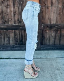 Bar T Boutique Victoria Destroyed Knee Jeans