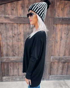 Bar T Boutique Promise Keeper Hi-Lo Sweater - Black What's New!